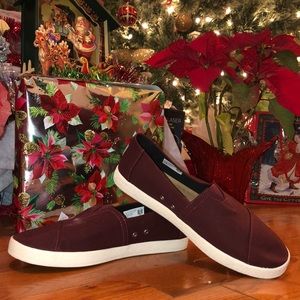 TOMS Avalon Slip-Ons